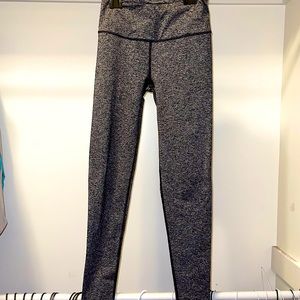 Victoria’s Secret Sport grey leggings